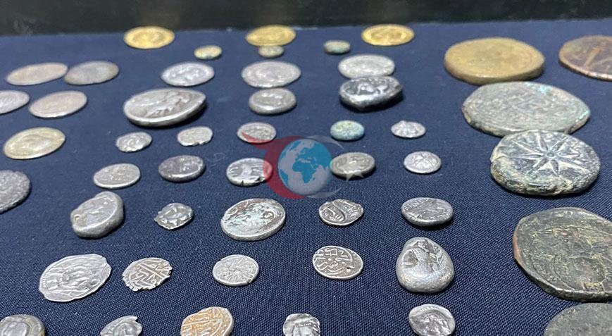 Beykoz'da Dev Tarihi Eser Operasyonu: Yüzlerce Yıllık Sikkeler Ele Geçirildi
