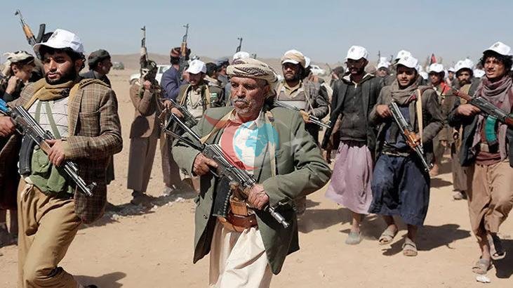 Yemen'de Kritik Eşik Aşılıyor: Husiler Stratejik Mocha Şehrini Ele Geçirdiğini Duyurdu