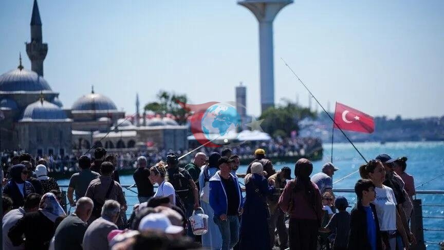 Türkiye'de Aile Yapısı Alarm Veriyor: Hanelerin Yüzde 58'inde 18 Yaş Altı Çocuk Yok