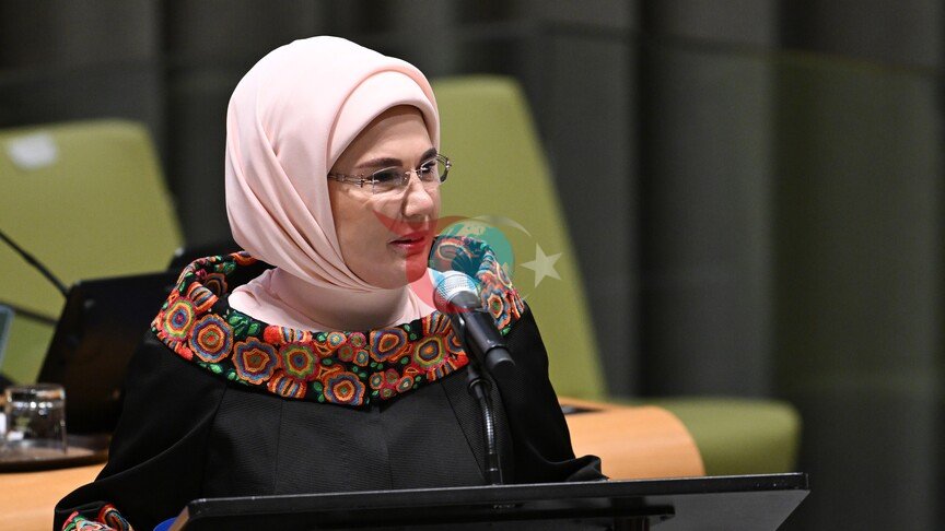 Emine Erdoğan'dan Dünya Ekonomik Forumu'na Çağrı: "Döngüsel Ekonomi Geleceğimiz İçin Bir Zorunluluktur"