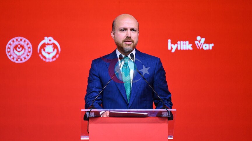 Bilal Erdoğan'dan Dijital Medya ve Çocuklar İçin Kritik Çağrı: "Kötülük Haberlerine Sınır Getirilmeli"