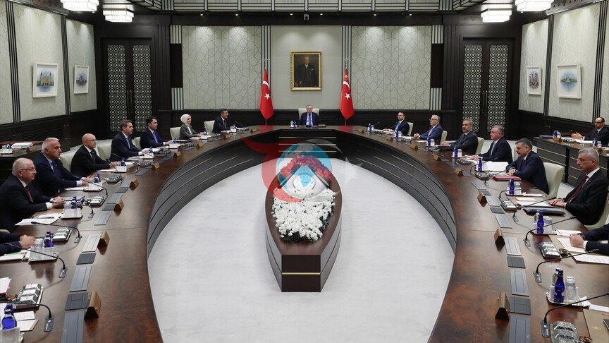 Cumhurbaşkanlığı Kabinesi Kritik Gündemle Toplandı: Beştepe'de Yoğun Mesai Başladı