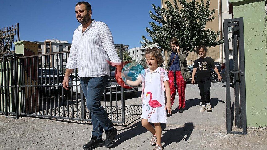 Sağlık Bakanlığı'ndan Okula Dönüş Rehberi: Aileler Uyum Sürecinde Neler Yapmalı?
