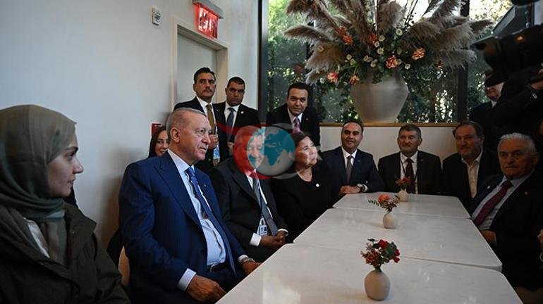 Prezident Ərdoğan Nyu Yorkda ziyarət etdiyi kafedə vətəndaşlarla söhbət etdi
