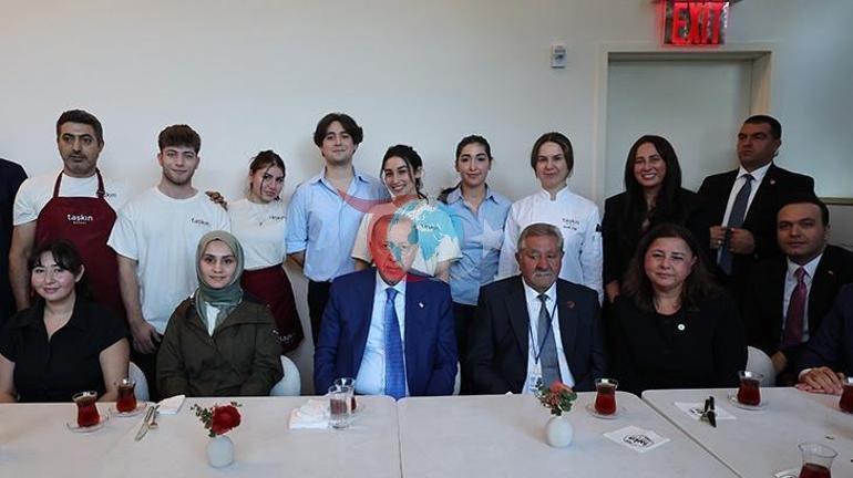 Prezident Ərdoğan Nyu-Yorkda ziyarət etdiyi kafedə vətəndaşlarla söhbət etdi
