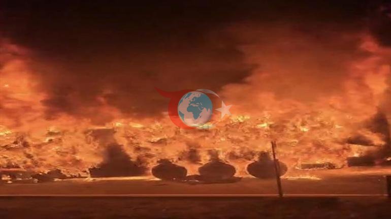 Seyir halinde yanmaya başlayan TIR köprüden düştü