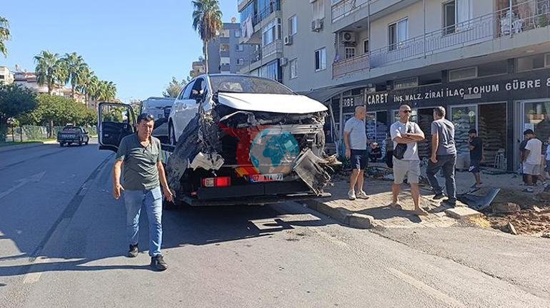 Alanyada dəhşətli qəza Dayanacaqda əvvəlcə piyada, daha sonra ər və arvadın üzərinə dəydi