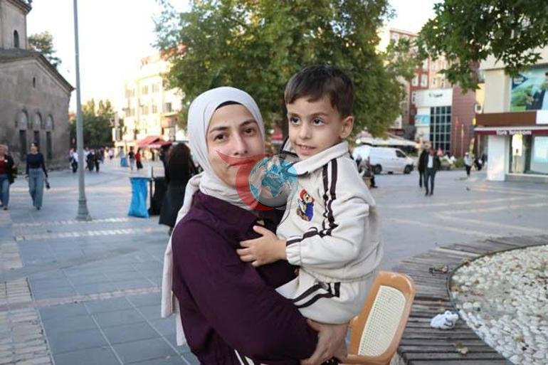 DMD hastası 4 yaşındaki Eymen için zamanla yarış: Sesimizi duyuramıyoruz
