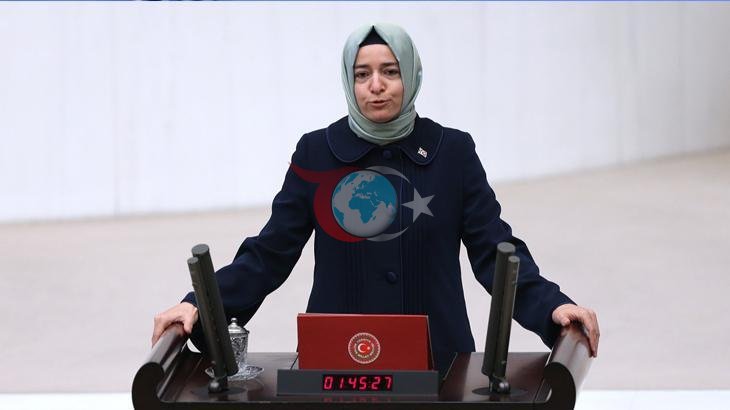 Fatma Betül Sayan Kaya AK Parti'deki Tüm Görevlerinden Affını İstedi