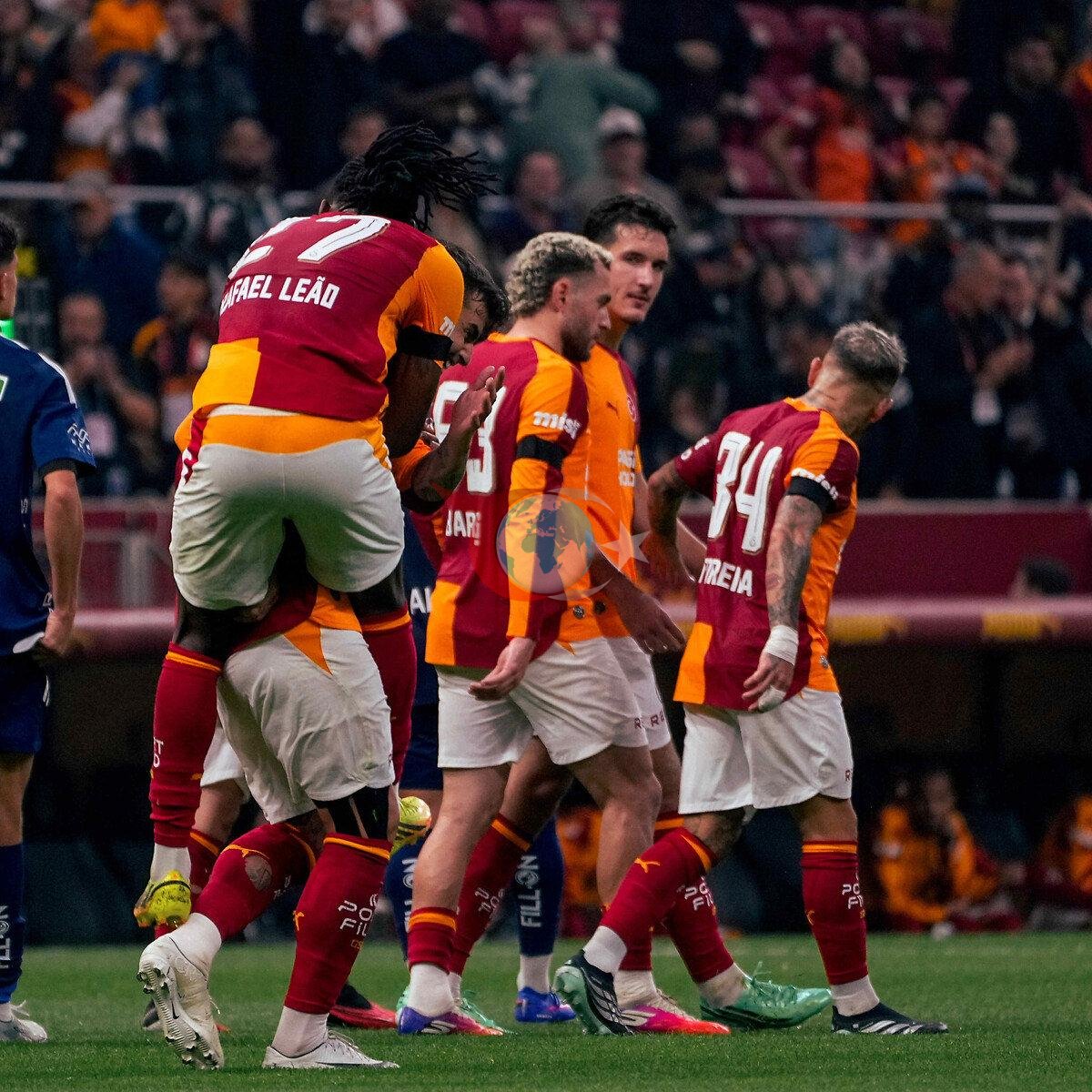 Süper Lig'de 7. Hafta Sonunda Lider Galatasaray Oldu, Beşiktaş İkinci Sıraya Yükseldi