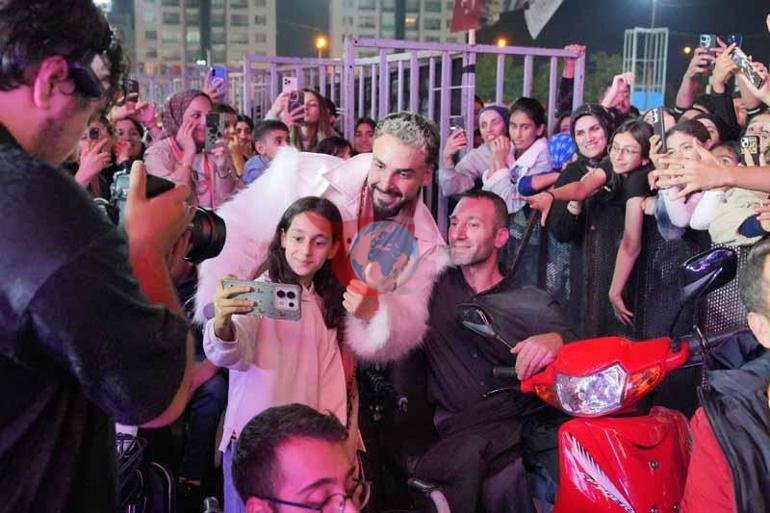Diyarbakır Kültür Yolu Festivali’nde Sefo, konser verdi