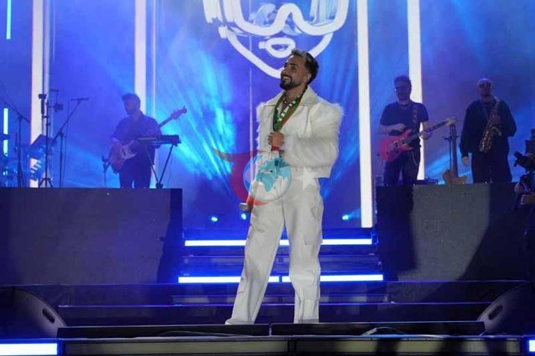 Diyarbakır Kültür Yolu Festivali’nde Sefo, konser verdi