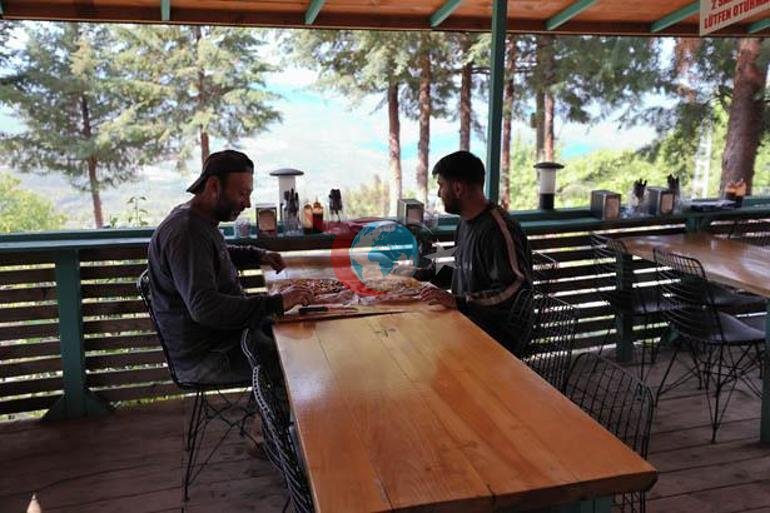 İsveç’ten gelip Çorum’un köyünde açtılar: Şakayla karışık başladı, çok büyüdü
