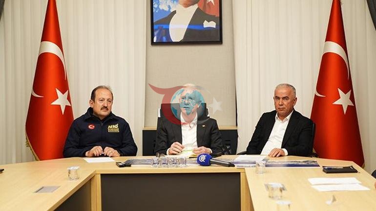 İstanbul Valisi Gül, Şilede acil afet koordinasyon ekibiyle bir araya geldi