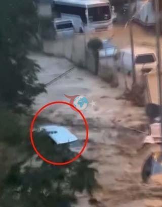 İstanbul Sarıyer'de sel felaketi: Ahmet Derin ve Haşim Ciritoğulları için arama çalışmaları sürüyor - görsel 5