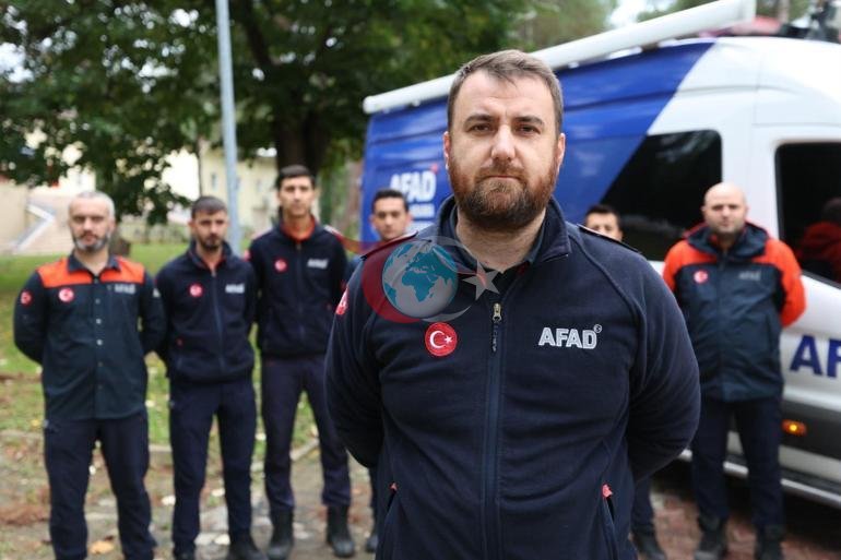 Selde mahsur kalan 8 aylık Zeynep bebeği kurtardı AFAD personeli, o anları anlattı