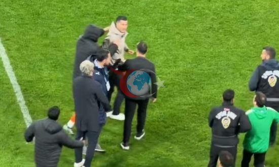 Başakşehir-Gaziantep FK Maçı Sonrası Teknik Direktörler Arasında Gerginlik