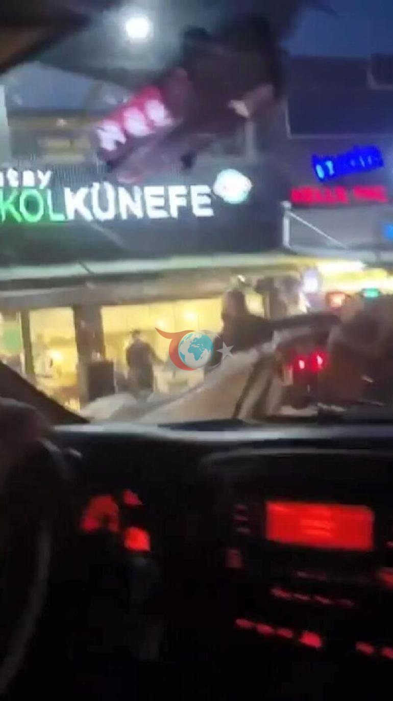 Sarıyer’de trafikte dehşet Baba çabuk diye bağıran çocuğun sesi kamerada