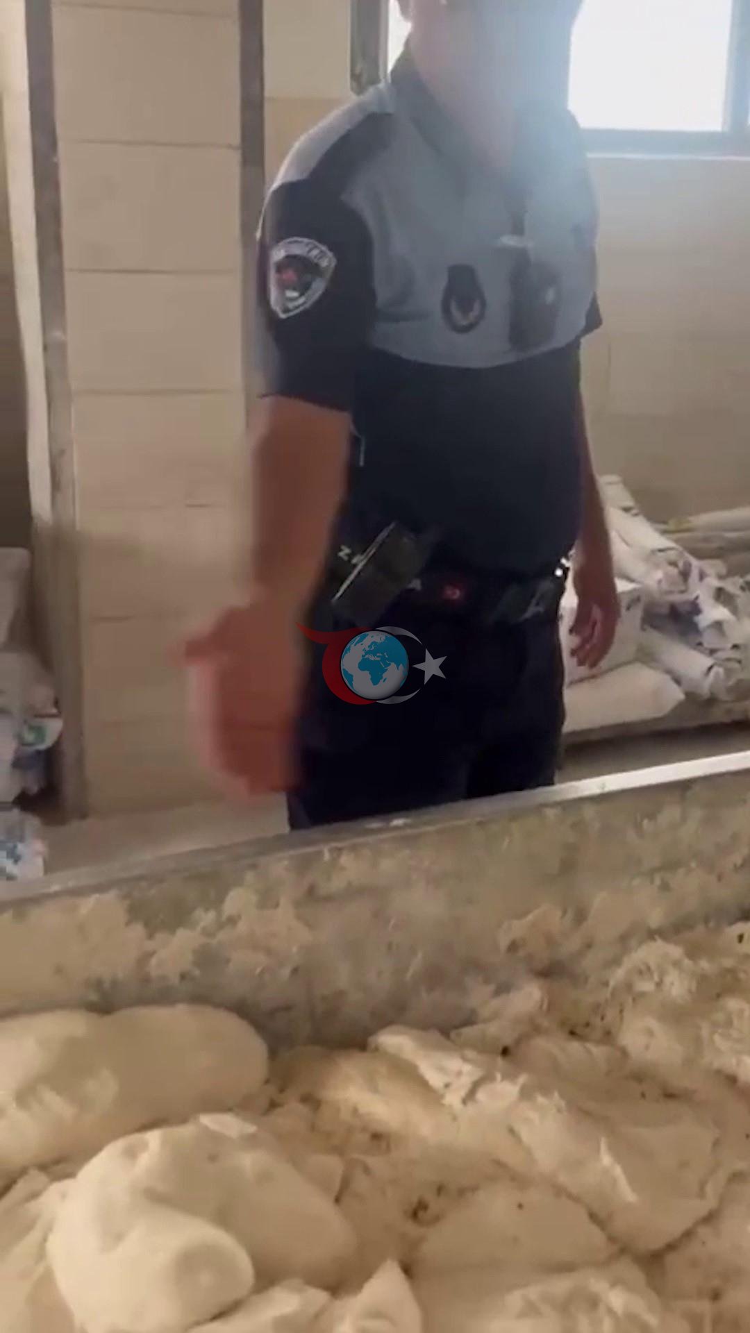 İskenderun'da bir fırında tespit edilen hijyen ihlalleri üzerine idari işlem başlatıldı - görsel 5