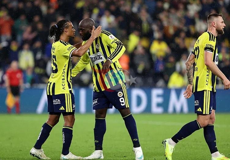 Fenerbahçe, UEFA Şampiyonlar Ligi'nde Slavia Prag'ı Kadıköy'de Konuk Ediyor