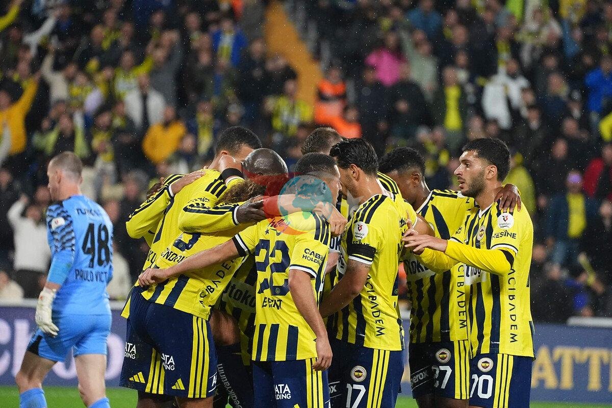 Fenerbahçe, UEFA Şampiyonlar Ligi üçüncü haftasında Slavia Prag'ı konuk ediyor - görsel 2
