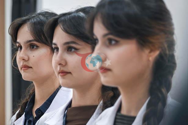 SBÜ İbn-i Sina Buhara Tıp Fakültesi öğrencisi üçüz kardeşler intörnlük eğitimlerini Ankara'da tamamlıyor - görsel 16