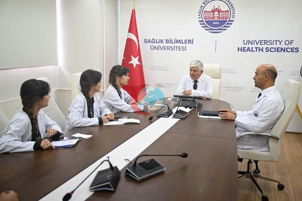 SBÜ İbn-i Sina Buhara Tıp Fakültesi öğrencisi üçüz kardeşler intörnlük eğitimlerini Ankara'da tamamlıyor - görsel 32