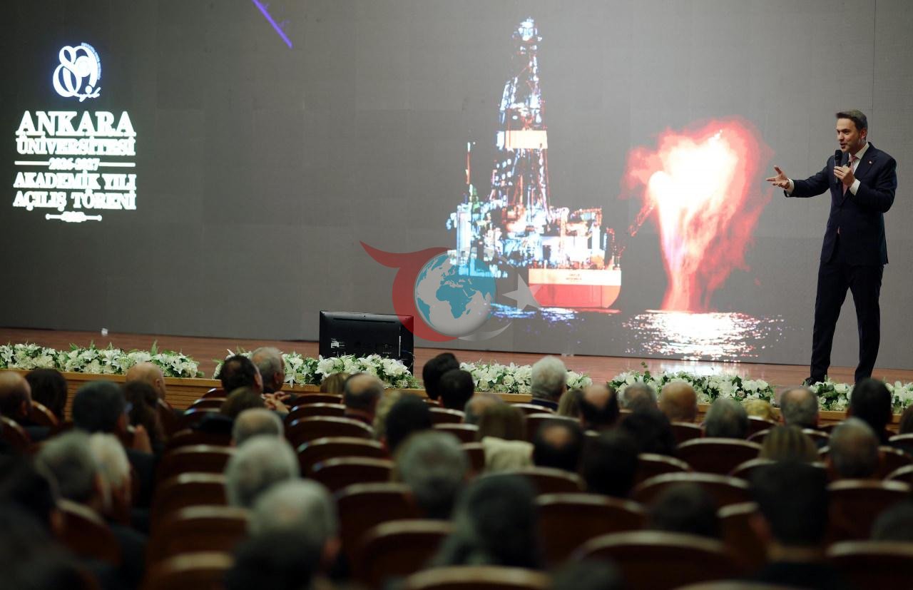 Bakan Bayraktar açıkladı: Türkiye 2040 yılında enerjisinin yüzde 70'ini yenilenebilir kaynaklardan alacak