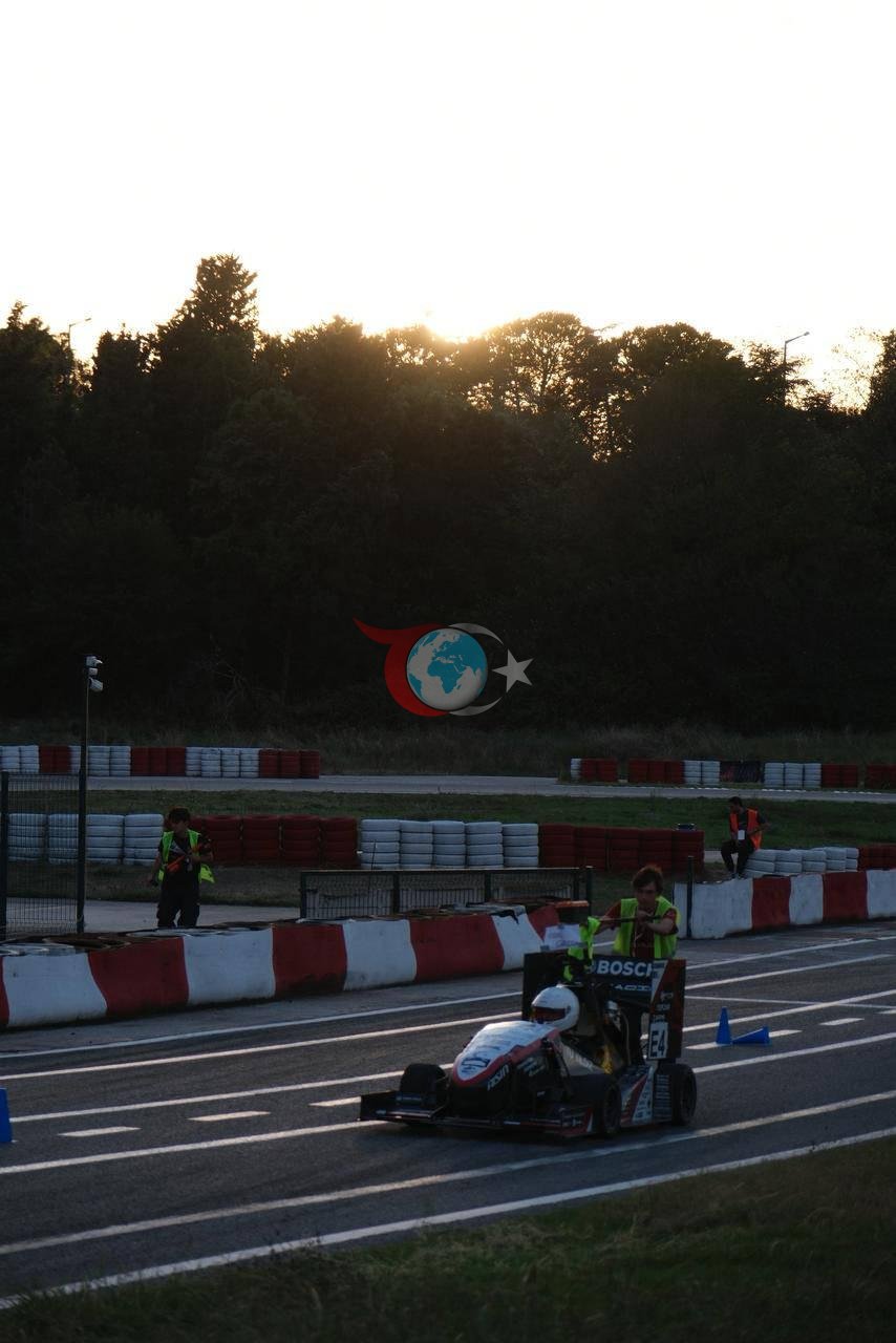 YTU Racing Formula Student Türkiye'de elektrikli araç kategorisinde şampiyon oldu