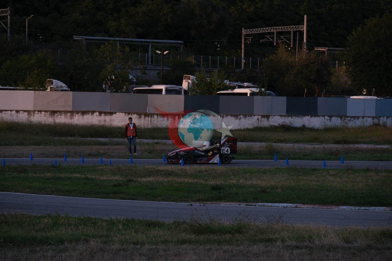 YTU Racing Formula Student Türkiye'de elektrikli araç kategorisinde şampiyon oldu - görsel 5