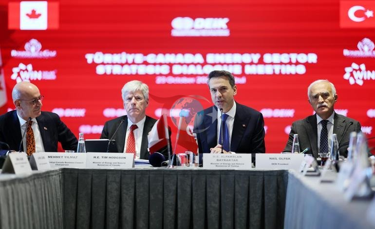 Bakan Bayraktar: Dünyanın enerjide belirsizliğe değil, güvenilir ortaklıklara ihtiyacı var