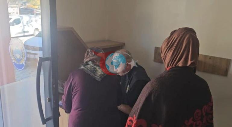 Dilencinin akılalmaz para saklama taktiği Ekipler şaşkına döndü