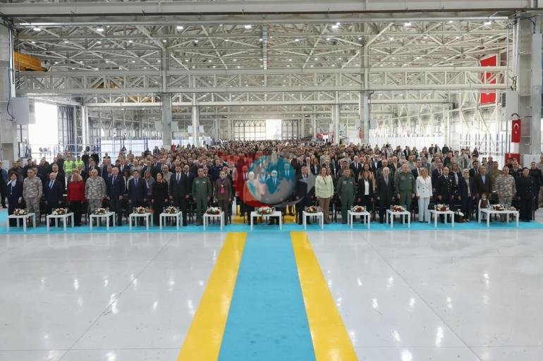 Bakan Gülerden, 1inci Hava Bakım Fabrika Müdürlüğüne ziyaret