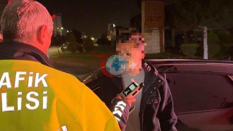 Kırmızı ışıkta uyuyakaldı Mesleğini söyleyip, polisleri tehdit etti