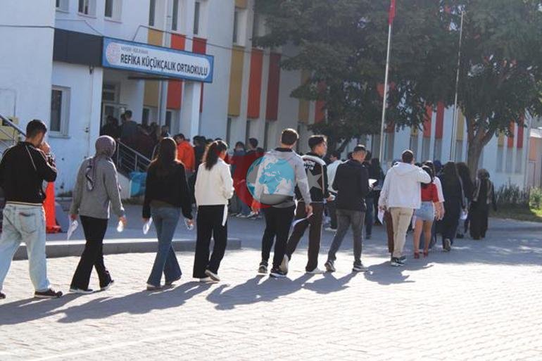 2026 KPSS Ortaöğretim Sınavı Türkiye Genelinde Başladı: Milyonlarca Aday Ter Döküyor - görsel 6