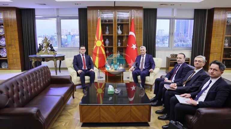 Bakan Bolat, Kuzey Makedonyalı Bakan Zeynula ile görüştü