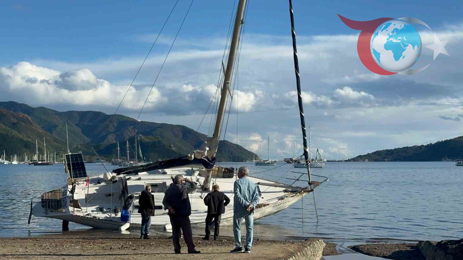 Fırtına Marmaris'te Yelkenlileri Karaya Taşıdı