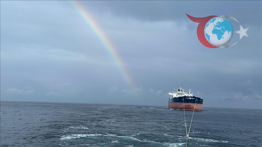Karadeniz'de Saldırıya Uğrayan "VIRAT" Gemisi Türkeli Limanı'na Çekiliyor