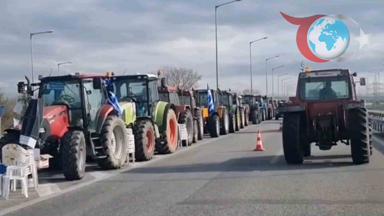 Yunanistan'da Çiftçilerden Sınır Eylemi: Taleplerine Çözüm Bekliyorlar
