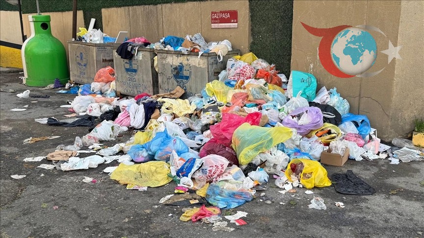 Maltepe'de Çöp Krizi Büyüyor: Çalışanların Hak Talepleri İlçeyi Etkisi Altına Aldı