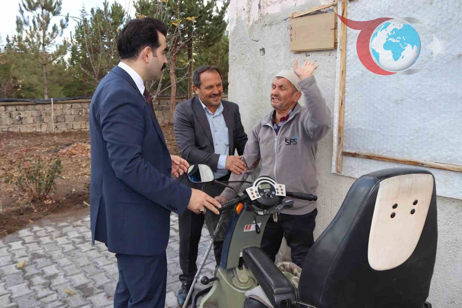 Tomarza Kaymakamı Selim Eser'den Anlamlı Dünya Engelliler Günü Kutlaması