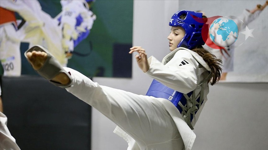 Milli Tekvandocu Sena Yılmaz, Avrupa ve Dünya Şampiyonalarında Altın Madalya Kazandı