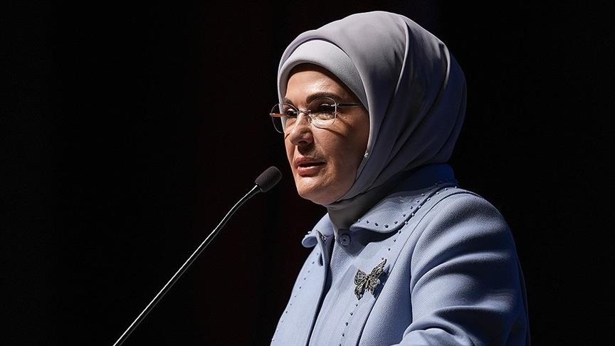 Şeyha Fatima Bint Mubarak, Şeyh Zayed Çocuk Evleri Sitesi'ni Ziyaret Etti