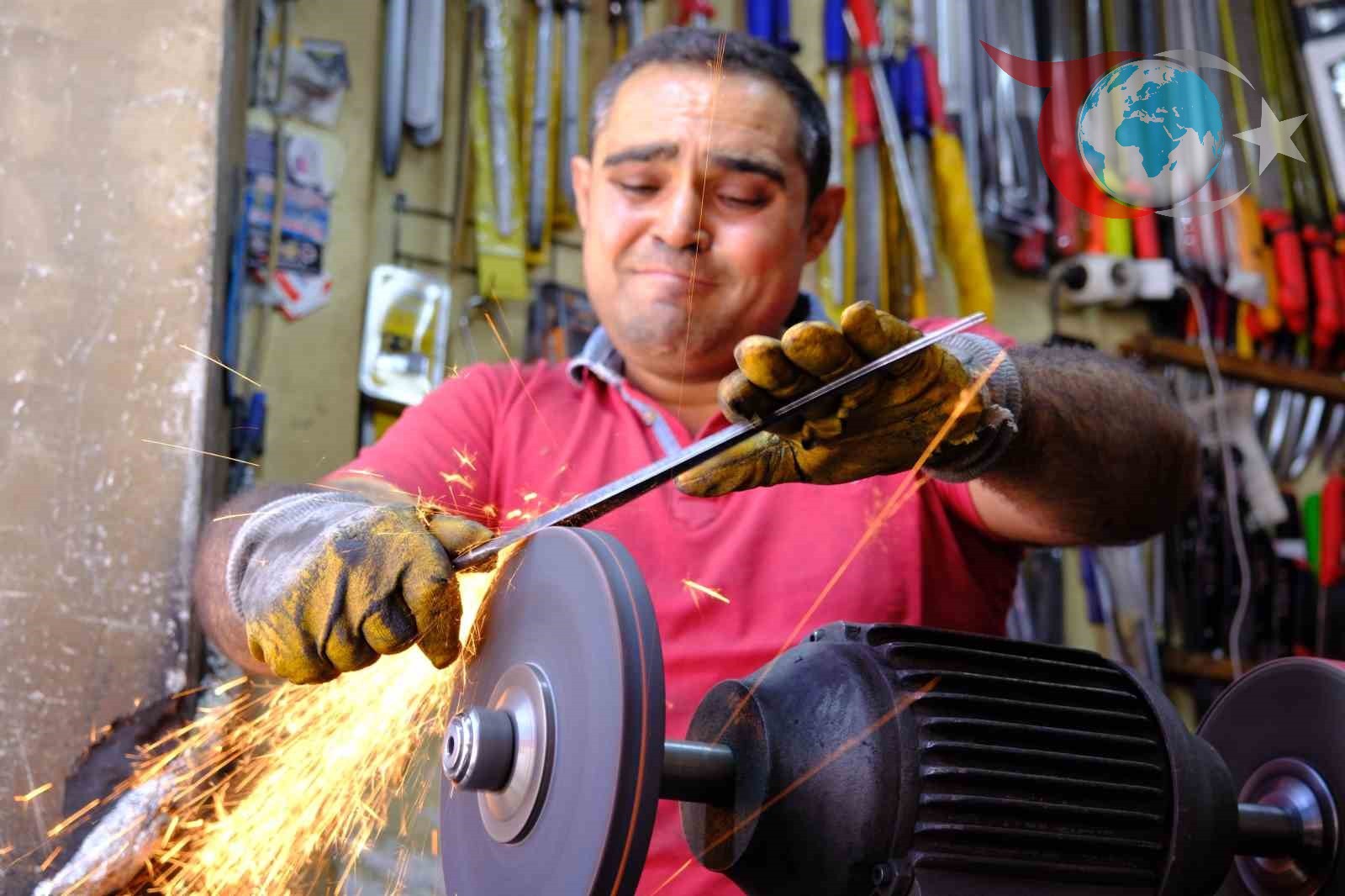 Van'da Kurban Bayramı Öncesi Bıçak Bileme Yoğunluğu