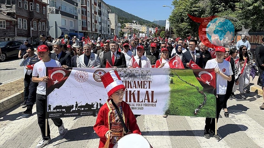 İnebolu'da İstiklal Yolu Yürüyüşü Başladı: Tarihe Saygı ve Vefa Dolu Anlamlı Etkinlik