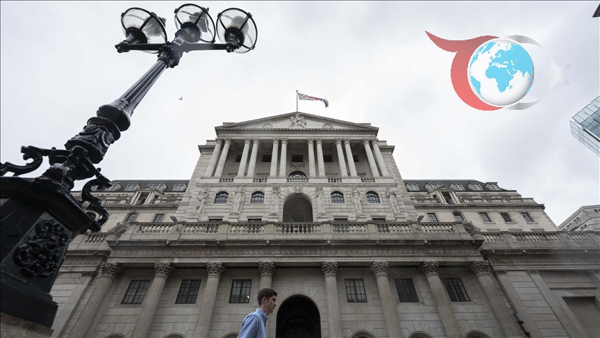 İngiliz Ekonomisinde Beklenmedik Daralma: Faiz İndirimi Yolda mı?