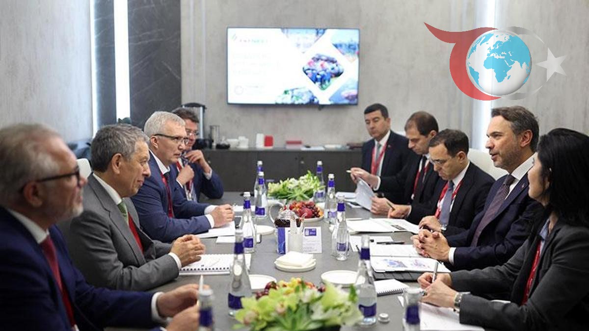Enerji Bakanı Bayraktar, Rusya'da Stratejik Enerji Görüşmeleri Gerçekleştirdi