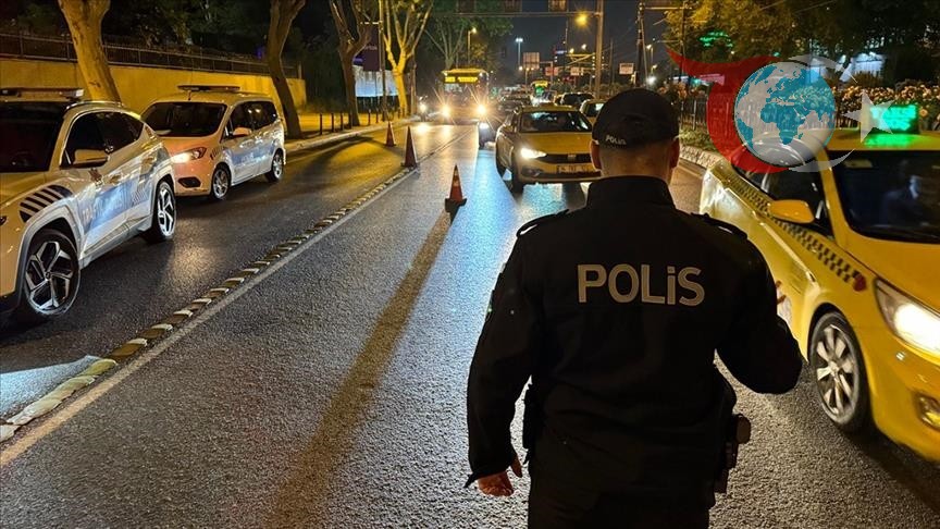 İstanbul'da Geniş Kapsamlı Polis Denetimleri: Suçlular Kıskıvrak Yakalandı