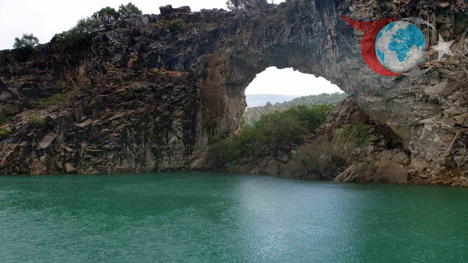 Arapapıştı Kanyonu: Ege'nin Keşfedilmeyi Bekleyen Cenneti