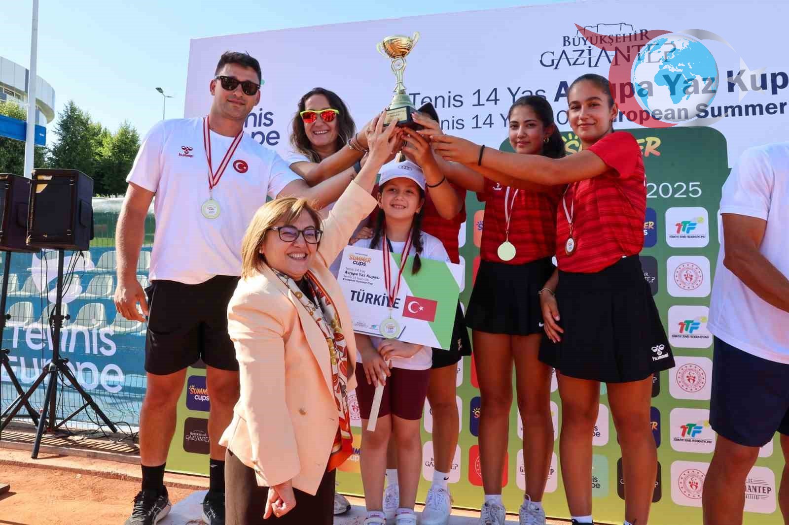 Gaziantep'te Uluslararası Tenis Heyecanı: Türkiye'nin Zaferi